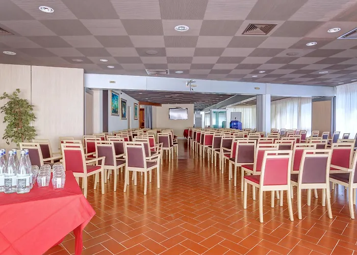 Hotel Riva Degli Etruschi